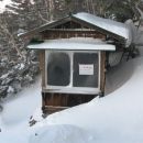 V telem bivaku bi morala prespati.