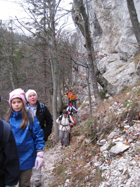 Ajdna in Valvazorjev dom, 22.11.2008 - foto povečava